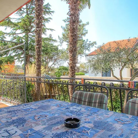 Apartmán Nostalgisches Direkt An Der Adria Mit Garten, Grill, Privater Terrasse *