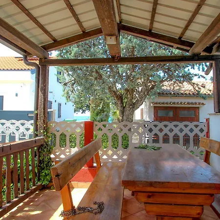 Nostalgisches Direkt An Der Adria Mit Garten, Grill, Privater Terrasse Apartmán *