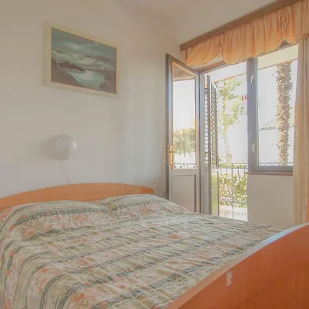 דירה Nostalgisches Direkt An Der Adria Mit Garten, Grill, Privater Terrasse
